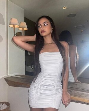 Nicole Sahebi nude 4