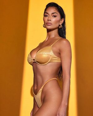 Nicole Scherzinger nude 10