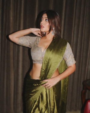 Nidhi Chaudhary nude 12