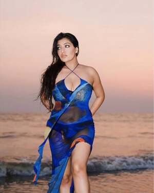 Nidhi Chaudhary nude 4