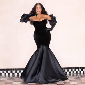 Niecy Nash nude 3