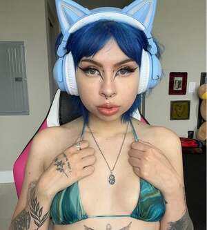 Nikki Carreon nude 3
