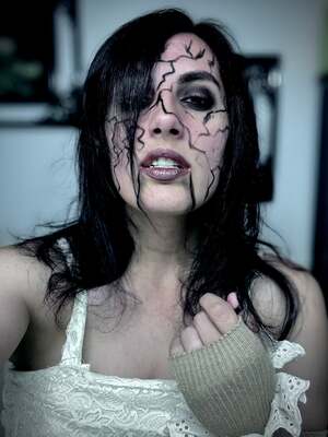 Nikki Cross nude 7