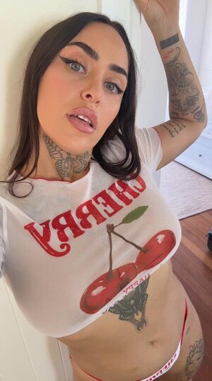 Nikki Justice nude 9