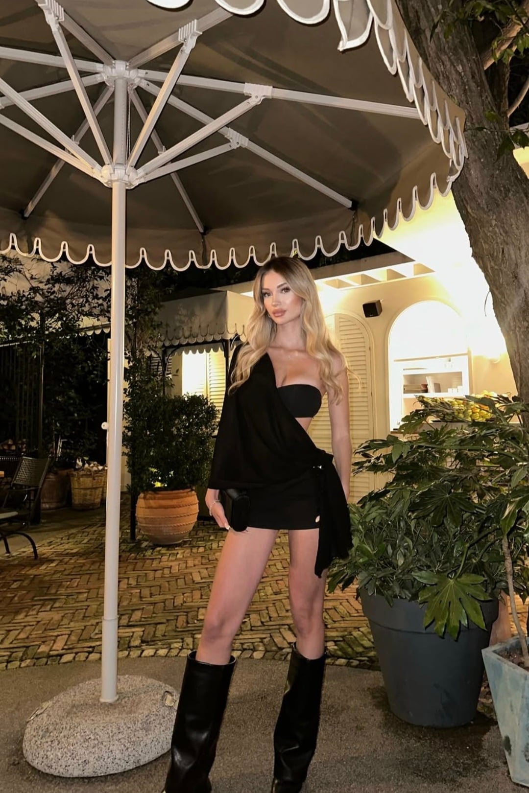 Nilsu Dal nude 6