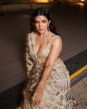 Nimrat Kaur nude 9