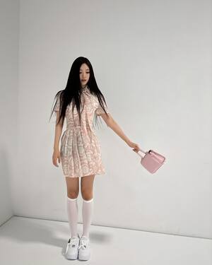 Ningning nude 9