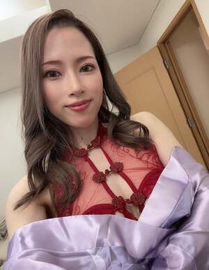 Ninomiya Waka nude 10