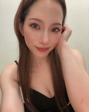 Ninomiya Waka nude 9