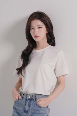 No Jeong-ee nude 1