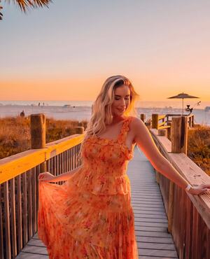 Noelle Foley nude 10