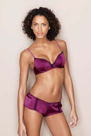 Noemie Lenoir nude 1