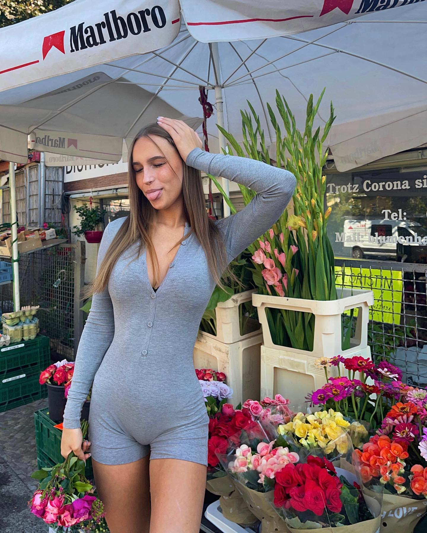 Nona Kanal nude 10