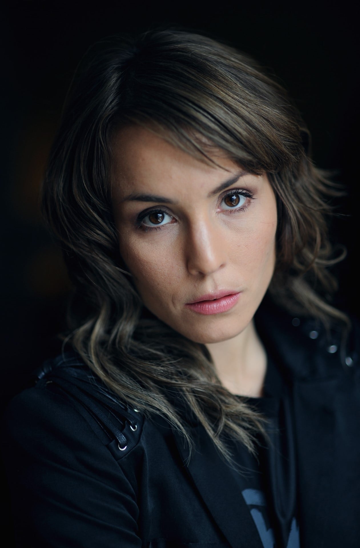 Noomi Rapace nude 5