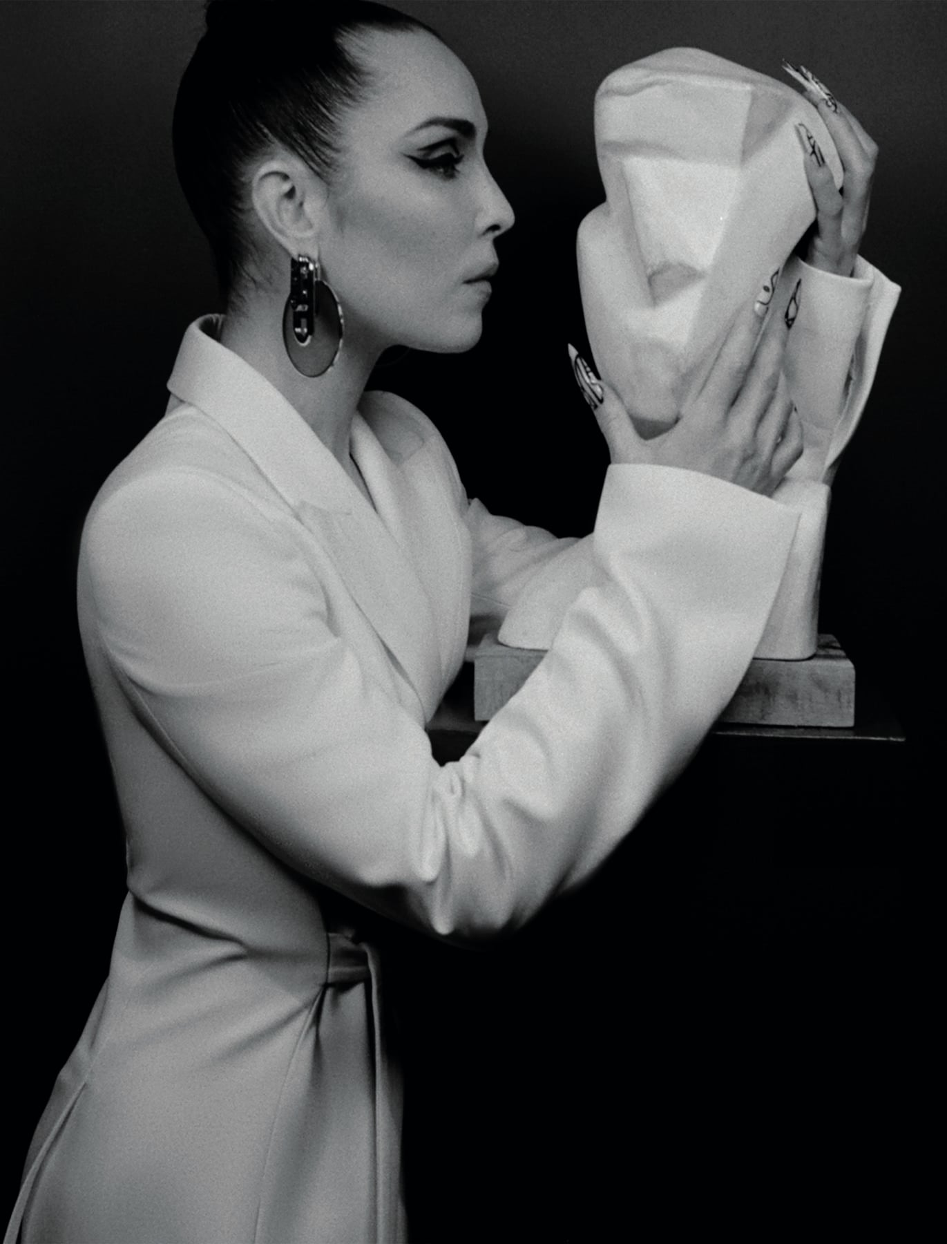 Noomi Rapace nude 9