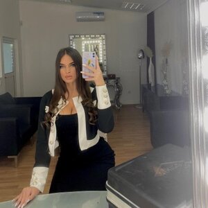 Nora Sahinpasic nude 6