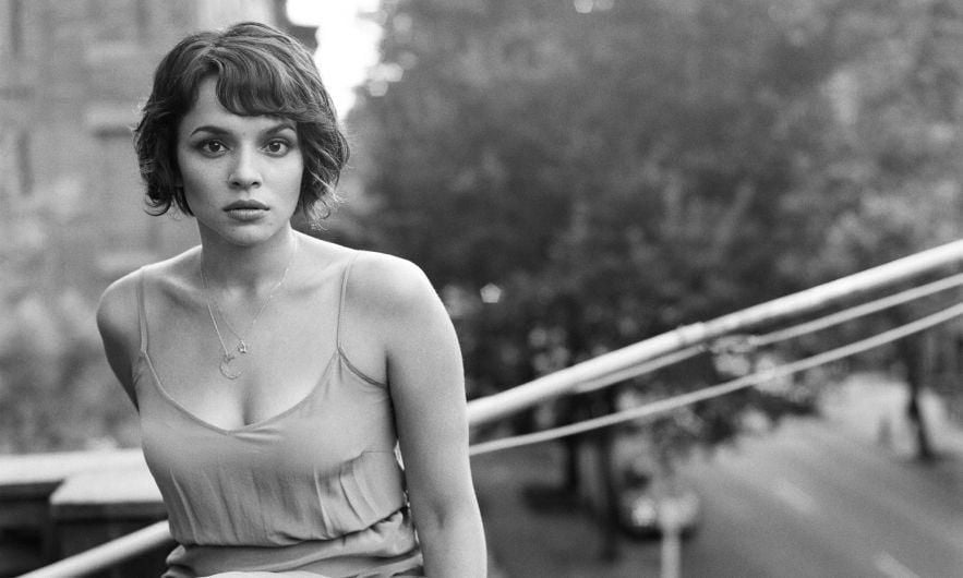 Norah Jones nude 9