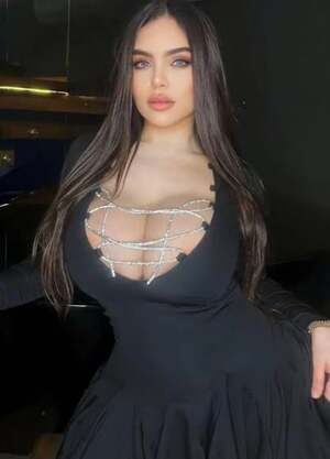 Noure Sahli nude 8