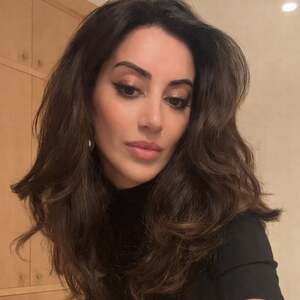 Noureen DeWulf nude 12