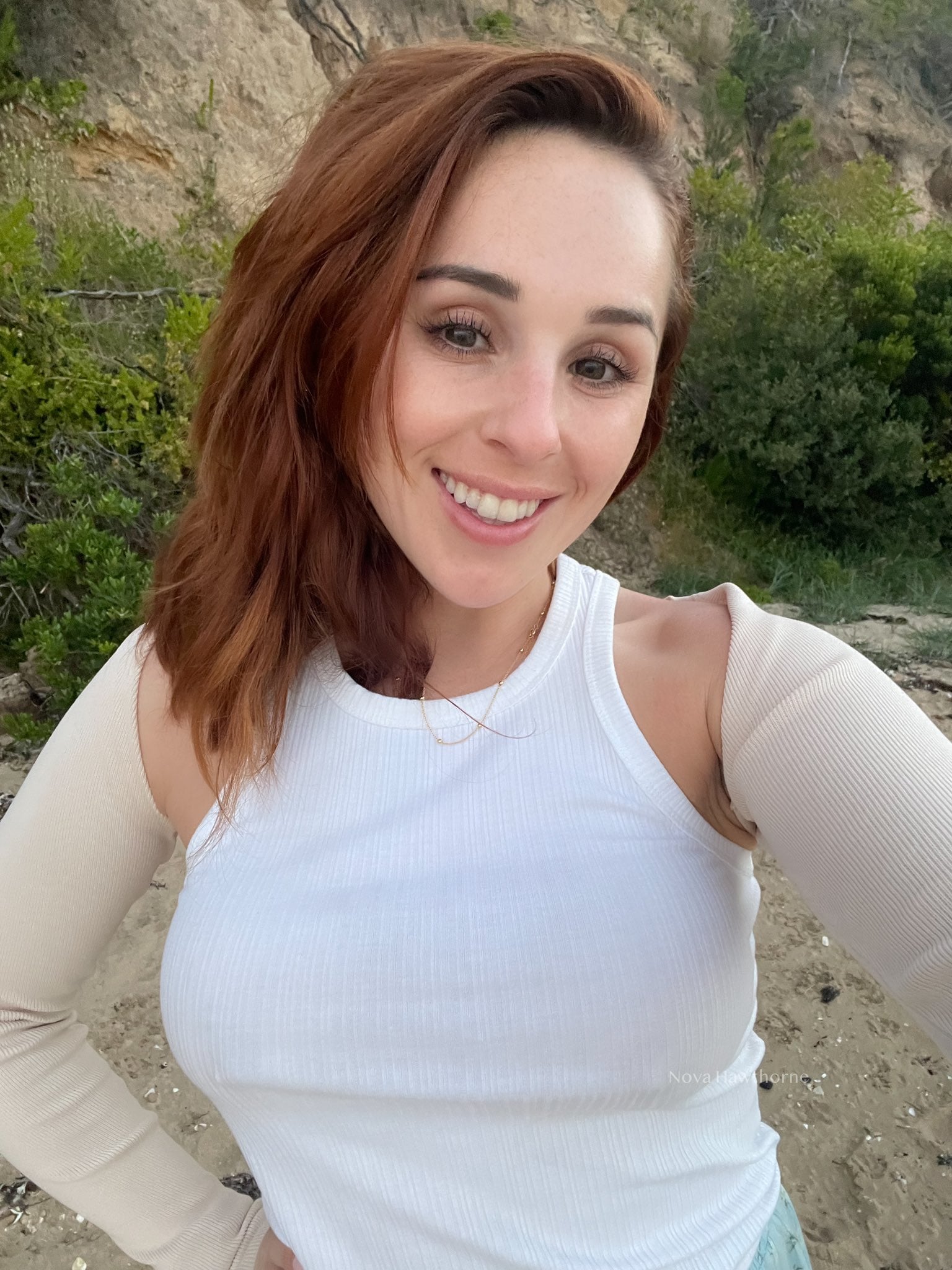Nova Hawthorne nude 5