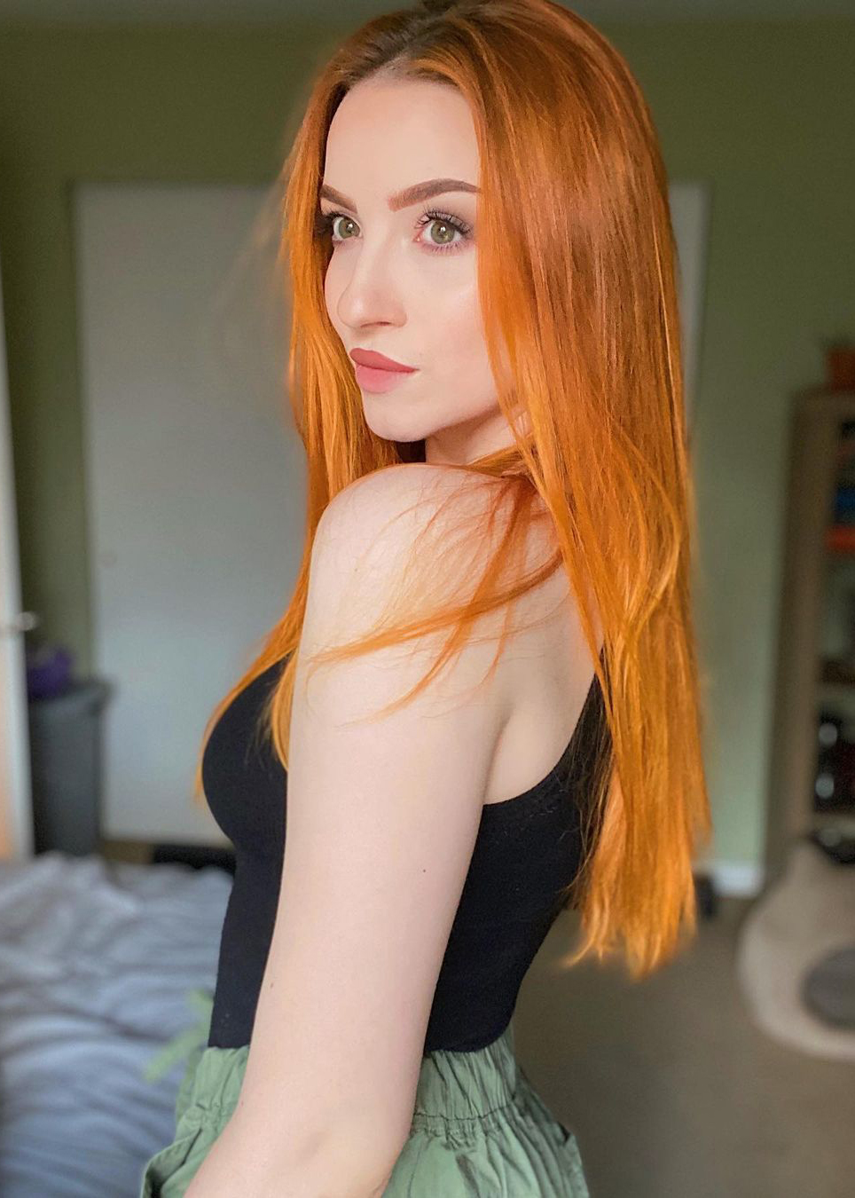 Novaleesi nude 12