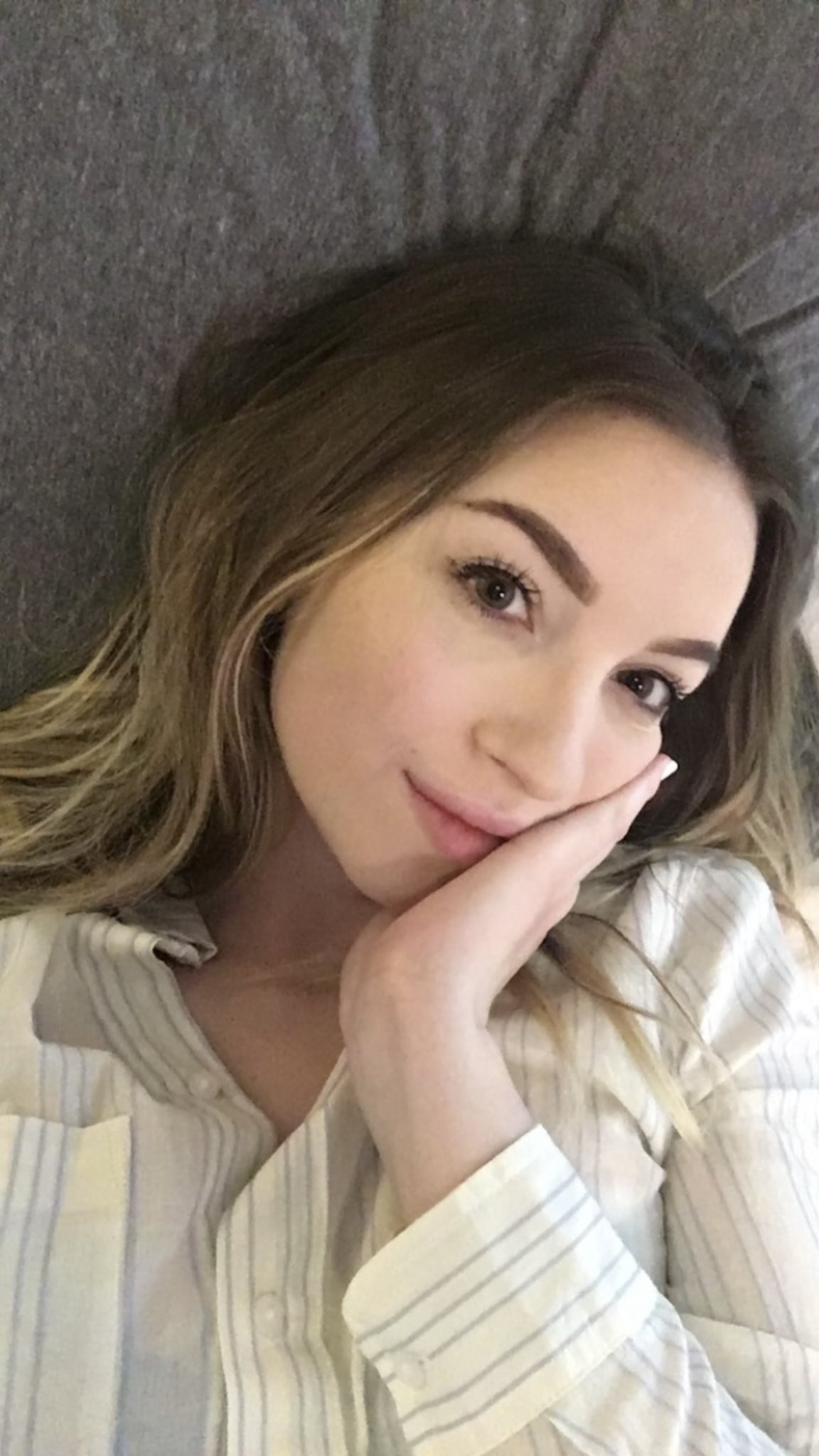 Novaleesi nude 5