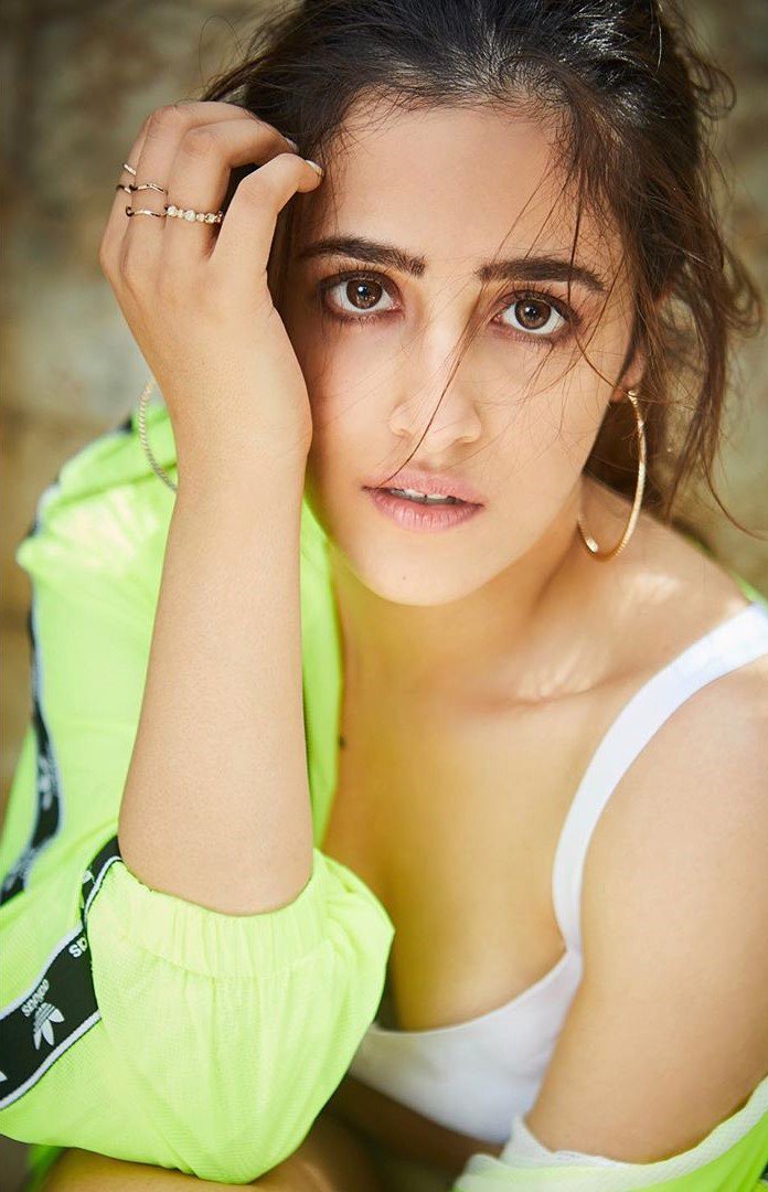 Nupur Sanon nude 7