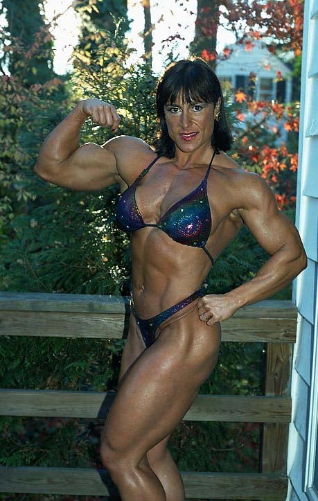 Nursel Gurler nude 4