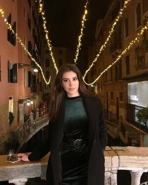 Nursena Say nude 7