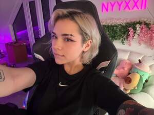 NYYXXII nude 10