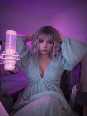 NYYXXII nude 4