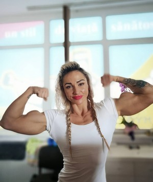 Oiegas Alex Paula nude 6