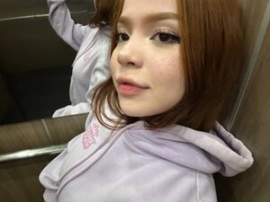 Olivia Elfie nude 8