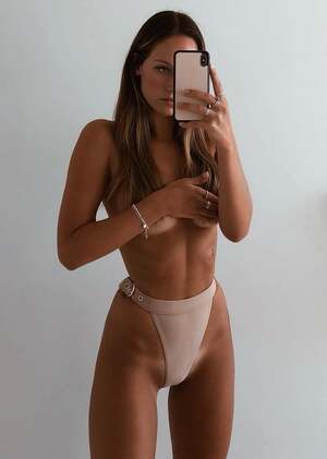 Olivia Mathers nude 9