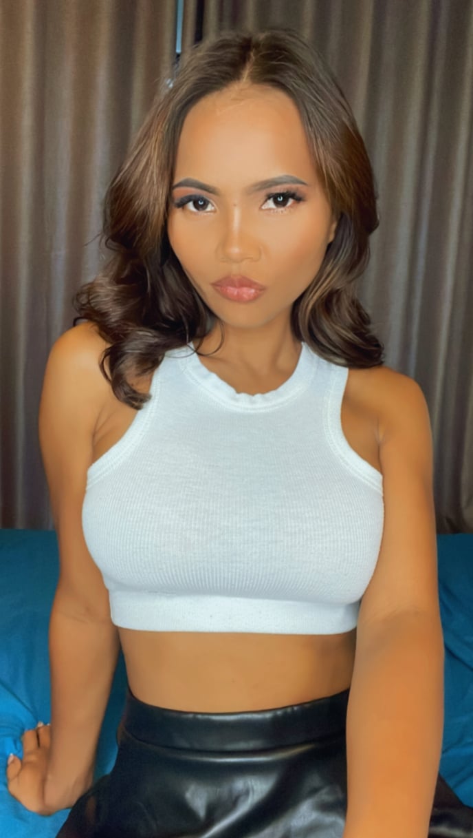 Onanong Chairam nude 5