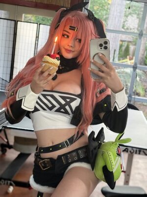 Onisuna nude 2