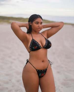Osha Waiters nude 2