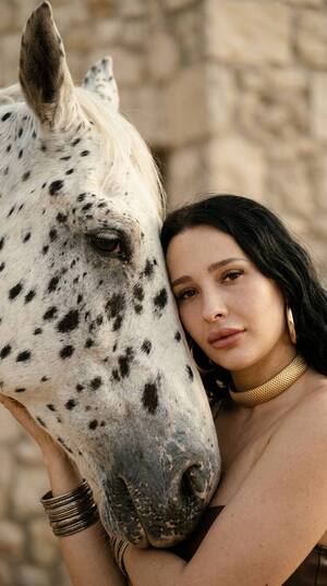 Ozge Can Cicek nude 7