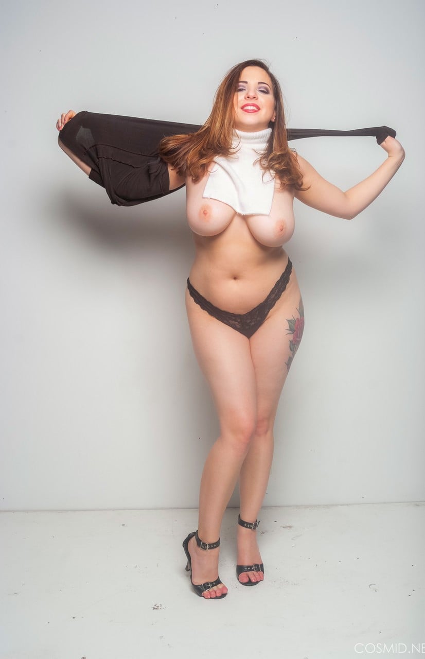 Paige Rad nude 7
