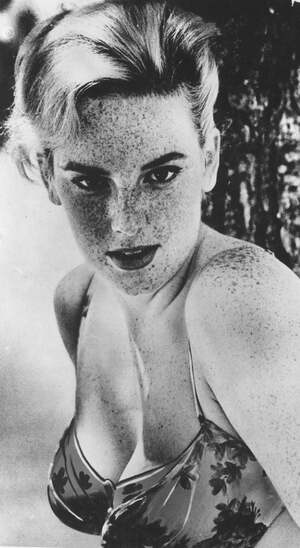 Pamela Gordon nude 6