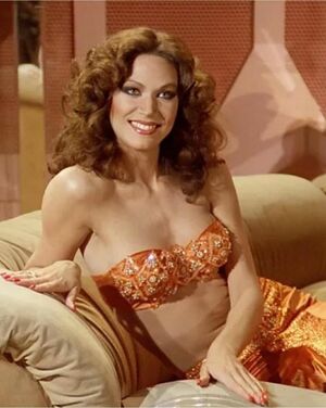 Pamela Hensley nude 9