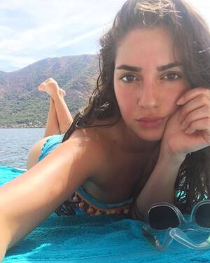 Paniz Zade nude 7