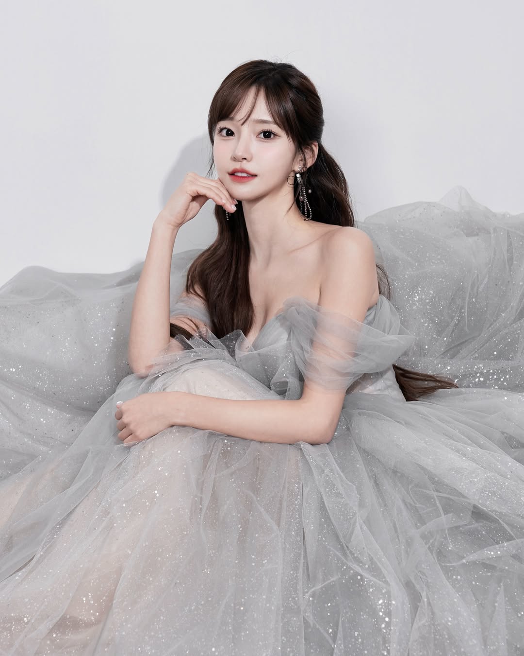 Park Min-jeong nude 7