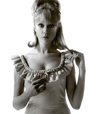 Pattie Boyd nude 10