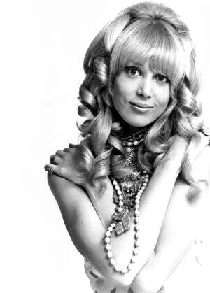 Pattie Boyd nude 12