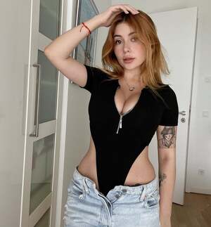 Paula Lipp nude 12