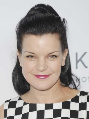 Pauley Perrette nude 9