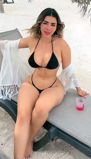 Pauli Rivero nude 5