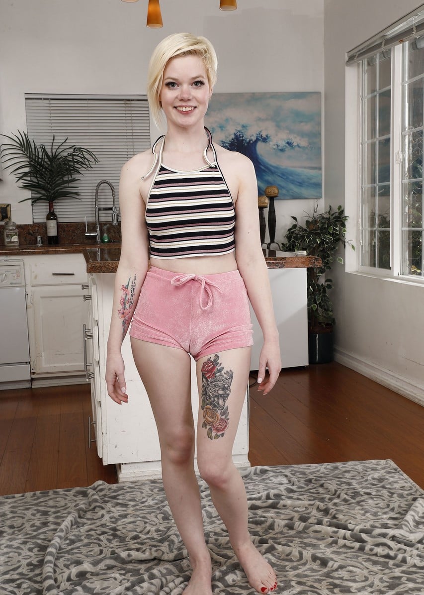 Pearl Sinclair nude 2