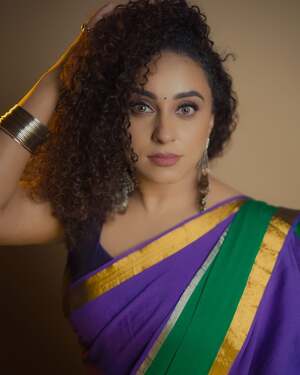Pearle Maaney nude 7